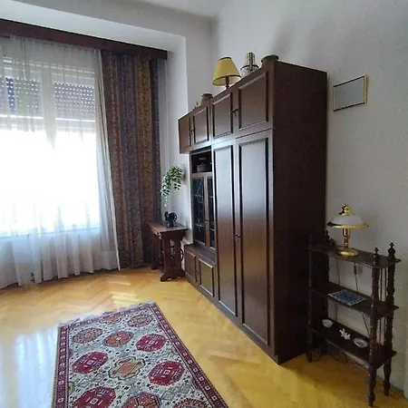 Apartment Bross1 *